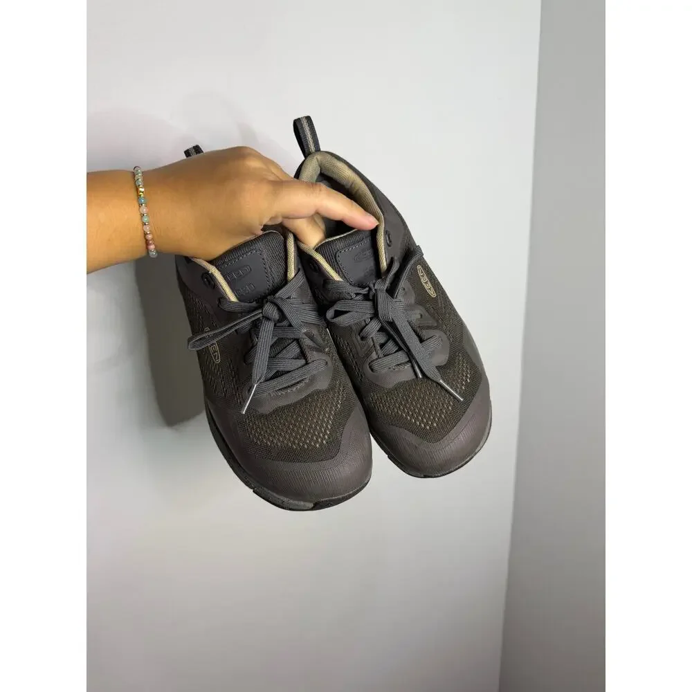 KEEN Utility Women's Sparta II with safety toe protection Size 8